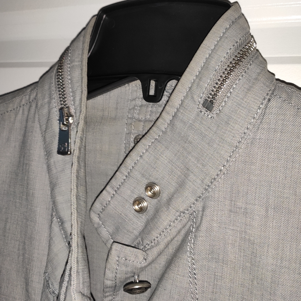 Montecore Grey Jacket - image 4